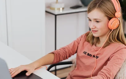 Utiliser les podcasts pour enrichir vos cours particuliers à Blois